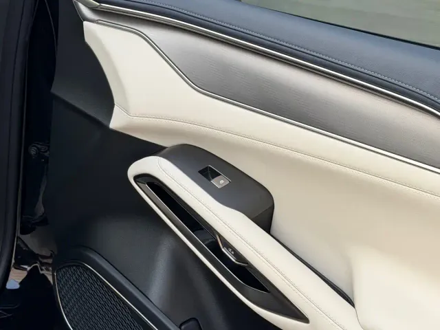 BYD Song L EV — Фото автомобиля 11