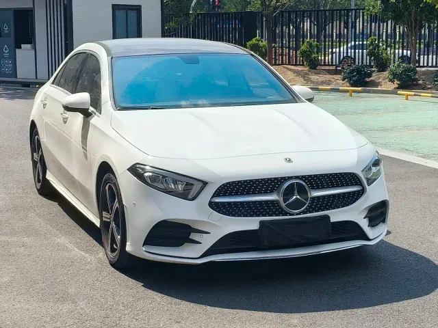 Mercedes-Benz A-Class — Фото автомобиля 3