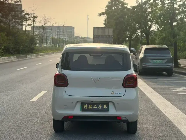 Wuling Hongguang Mini EV — Фото автомобиля 8