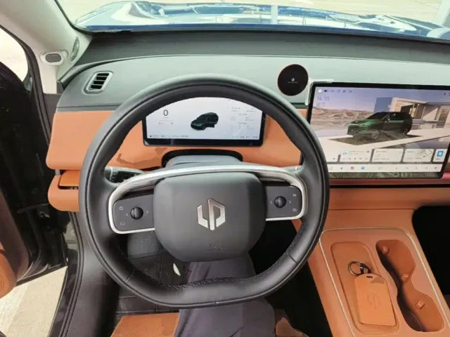 Leapmotor C10 — Фото автомобиля 10