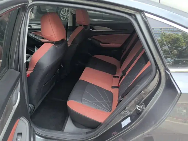 Changan Eado — Фото автомобиля 16