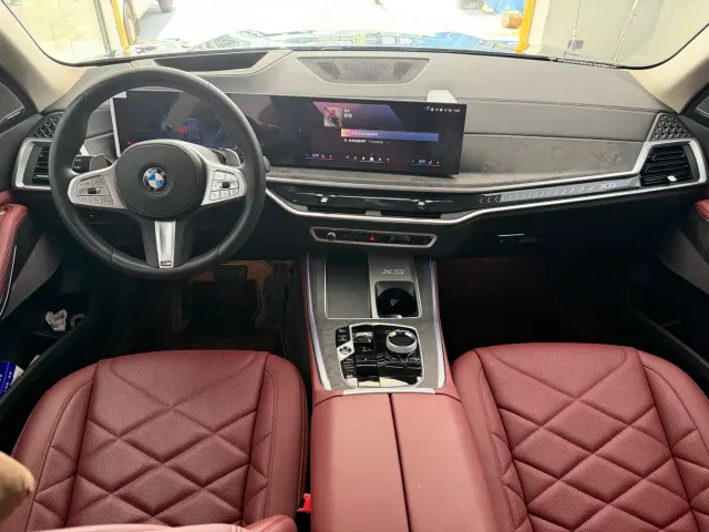 BMW X5 — Фото автомобиля 12