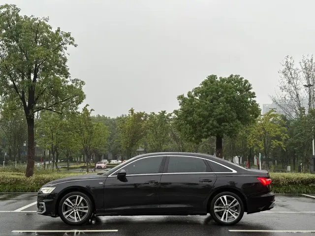 Audi A6L — Фото автомобиля 7