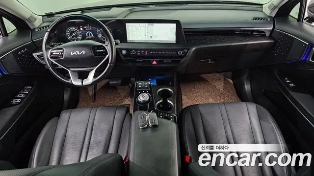 Kia K8 — Фото автомобиля 10