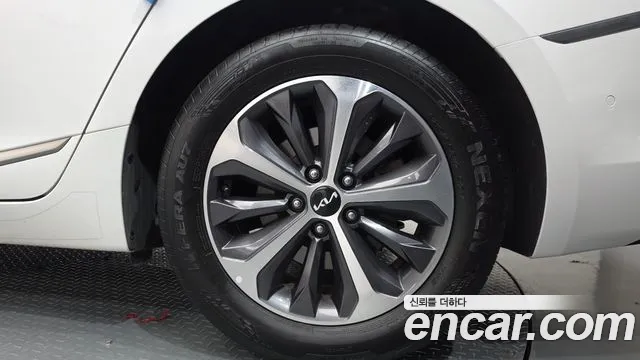 Kia K8 K8 Hybrid — Фото автомобиля 6