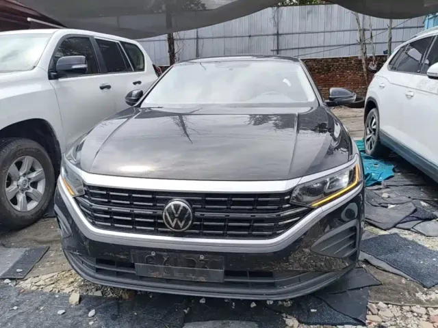 Volkswagen Passat — Фото автомобиля 2