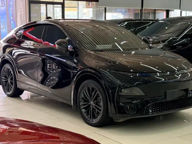 Xpeng G6 — Фото автомобиля 2