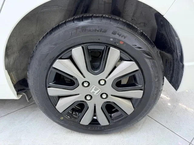 Honda Fit — Фото автомобиля 21