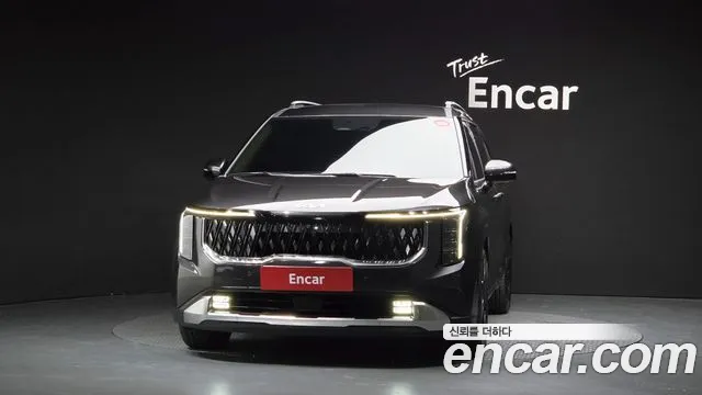 Kia Canival Новый Carnival 4 поколение Бензин 7 мест Signature — Фото автомобиля 3