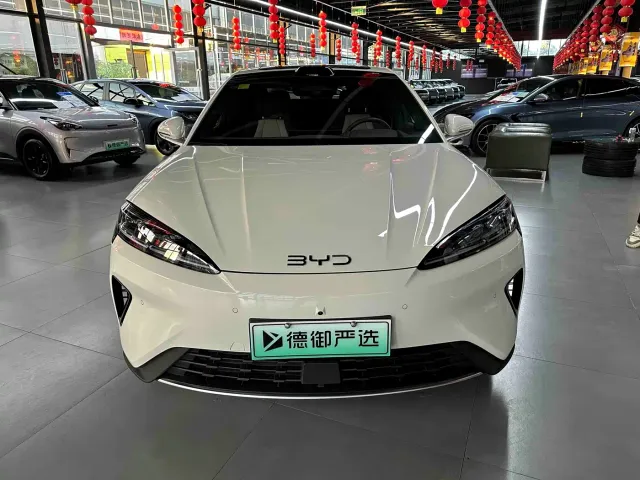 BYD Seal 07 DM-i — Фото автомобиля 2