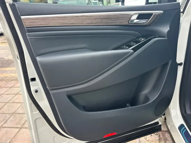 GAC Trumpchi M8 — Фото автомобиля 9