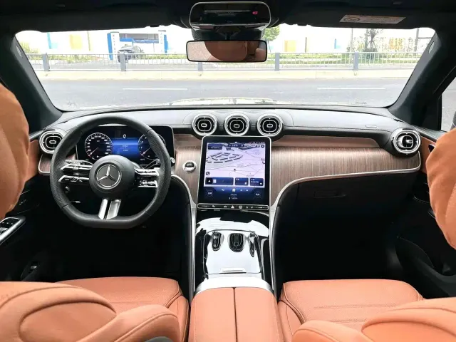 Mercedes-Benz Mercedes-Benz GLC 2023 GLC 300 L 4MATIC Sport 5-Seater — Фото автомобиля 7