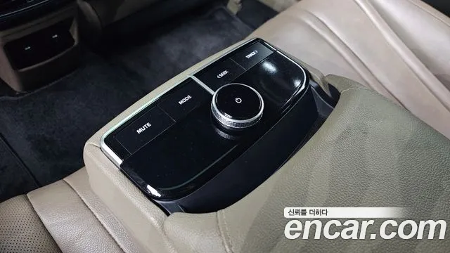 Kia K8 K8 Hybrid — Фото автомобиля 27