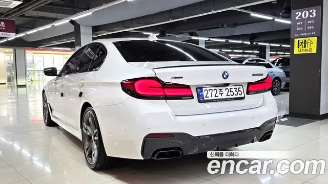 BMW 5 Series G30 — Фото автомобиля 6