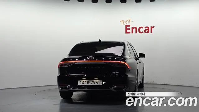 Hyundai Grandeur (New) Hybrid — Фото автомобиля 4