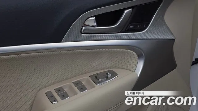 Genesis G70 New — Фото автомобиля 25