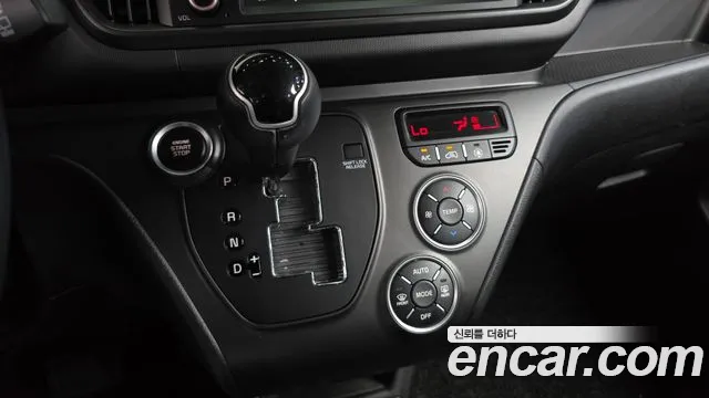 Kia RAY Новый Kia Ray Signature — Фото автомобиля 9
