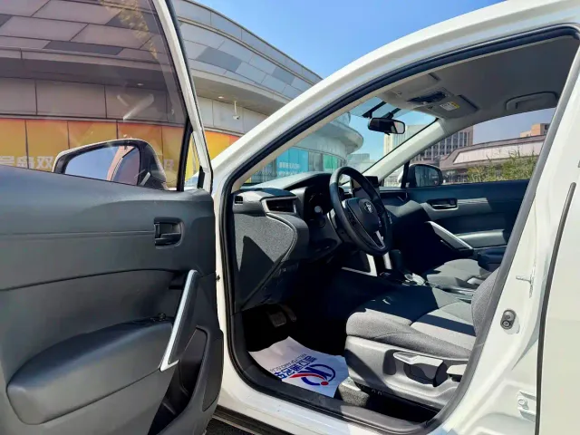 Toyota Frontlander — Фото автомобиля 12