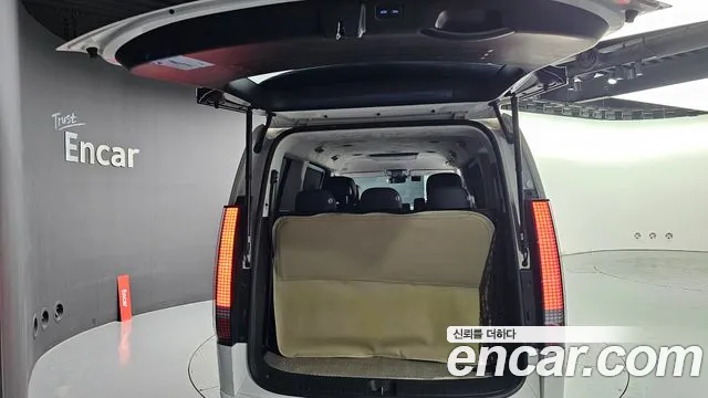 Hyundai Staria — Фото автомобиля 26