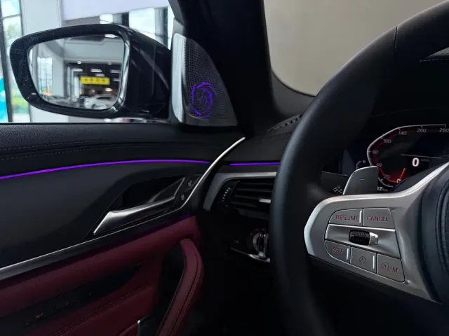BMW 5 Series — Фото автомобиля 9