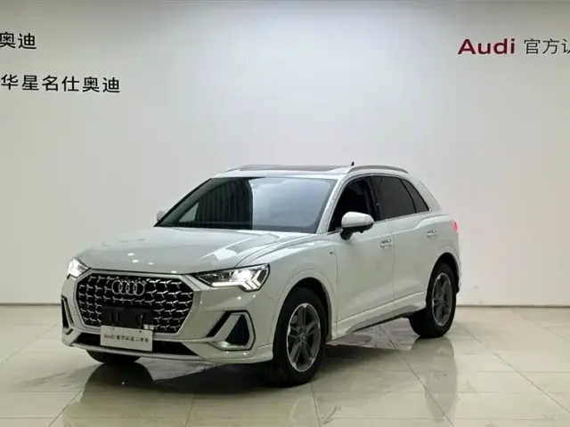 Фотография автомобиля — Audi Q3