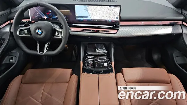 BMW 5-Series 5 серия (G60) 530i xDrive M Sport — Фото автомобиля 7