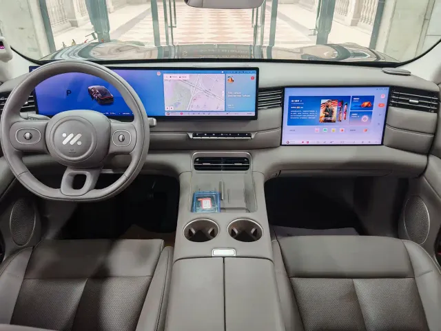 IM Motors LS6 — Фото автомобиля 9