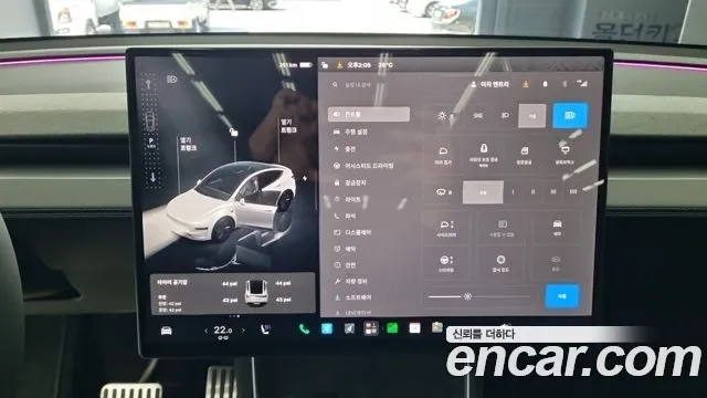 Tesla Model Y — Фото автомобиля 9
