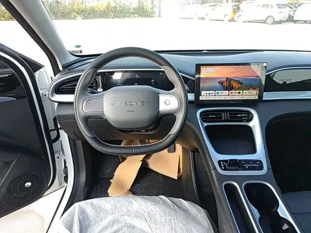 Geely Starry Wish — Фото автомобиля 10