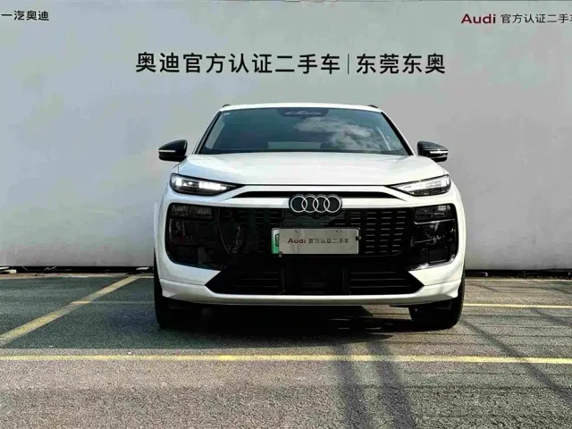 Audi Q6L e-tron — Фото автомобиля 2