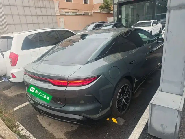 BYD Han L — Фото автомобиля 6
