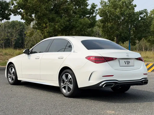 Mercedes-Benz C-Class — Фото автомобиля 6