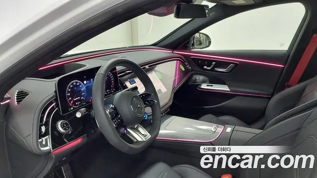 Mercedes-Benz E-Class — Фото автомобиля 13