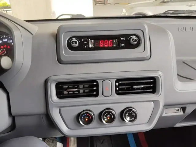 Wuling Yangguang — Фото автомобиля 12