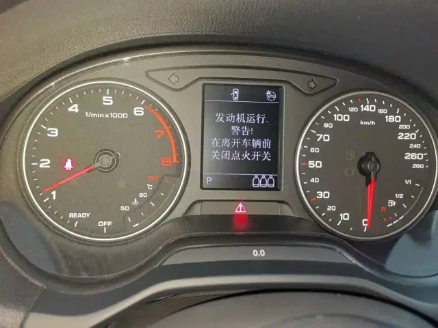Audi Q2L — Фото автомобиля 14