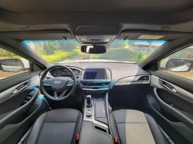 Cadillac CT5 — Фото автомобиля 4