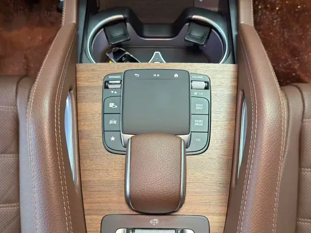 Mercedes-Benz GLS-Class — Фото автомобиля 6