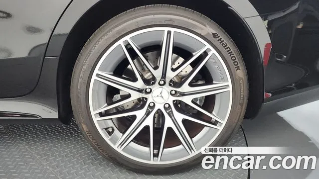 Mercedes-Benz AMG GT 4 двери 43 4MATIC+ — Фото автомобиля 17
