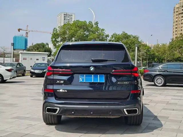 BMW X5 — Фото автомобиля 8