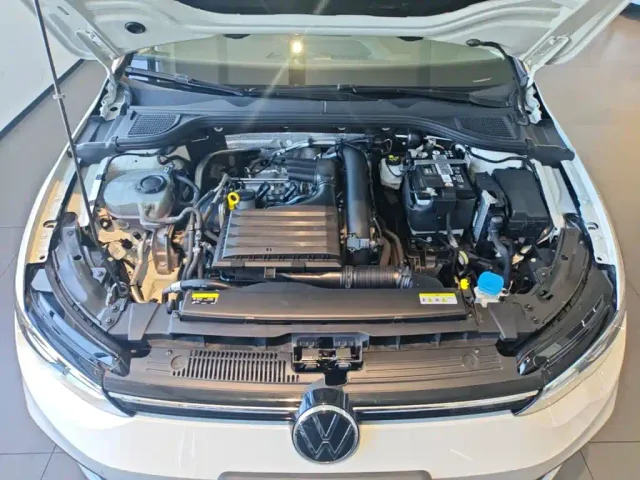 Volkswagen Golf — Фото автомобиля 19