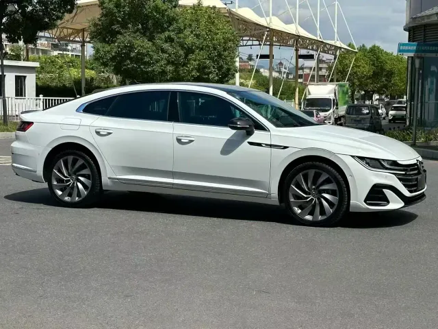 Volkswagen CC — Фото автомобиля 3