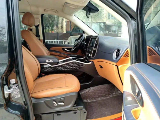 Mercedes-Benz Vito — Фото автомобиля 8