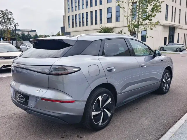 BYD Sealion 06 — Фото автомобиля 9