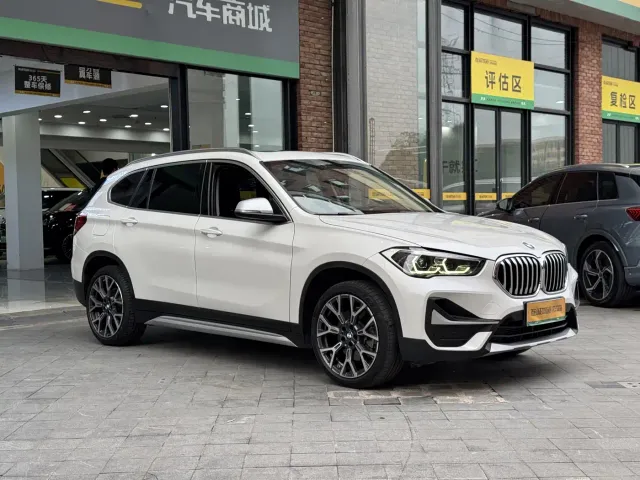 BMW X1 — Фото автомобиля 3