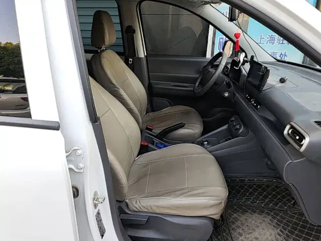 Wuling Hongguang — Фото автомобиля 24
