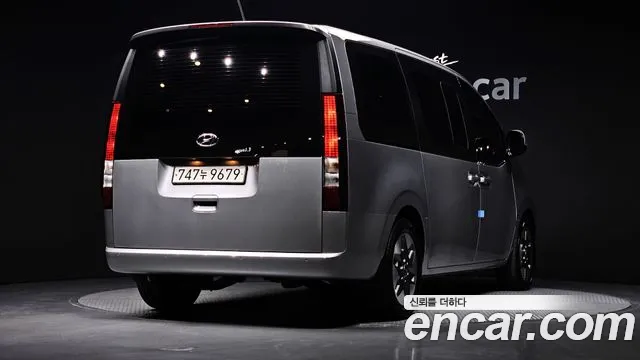 Hyundai Staria — Фото автомобиля 2