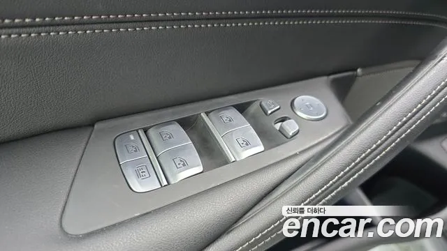 BMW 5-Series — Фото автомобиля 24