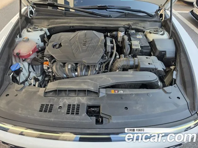 Hyundai Grandeur GN7 — Фото автомобиля 6