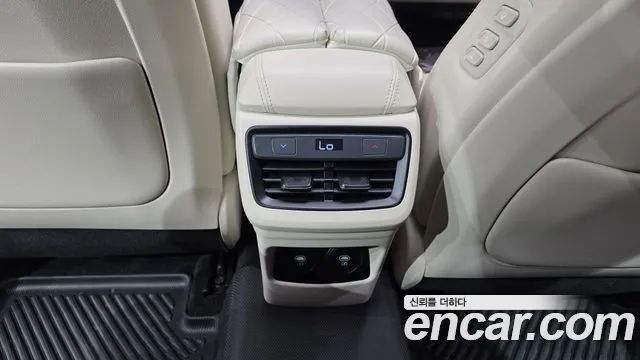 Kia K8 (New) Hybrid — Фото автомобиля 30