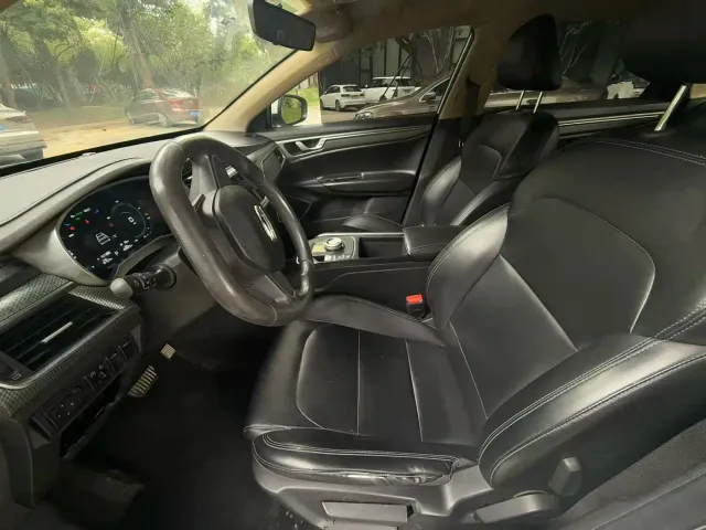 Geely Emgrand — Фото автомобиля 5